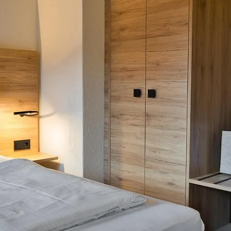 בית הארחה Landgasthof Hirschen