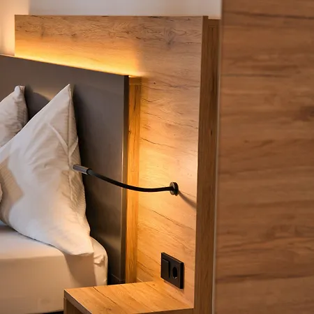 Landgasthof Hirschen בית הארחה 3*